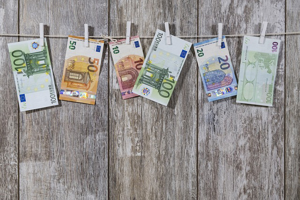 Echtes Geld gewinnen | Foto: WerbeFabrik, pixabay.com, CC0 Creative Commons