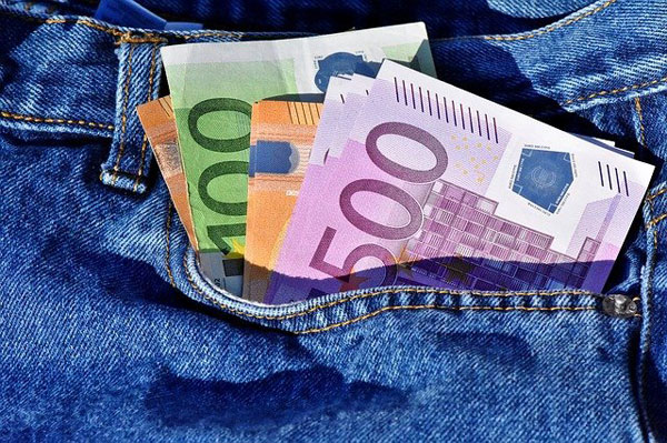 Geld verdienen | Foto: Capri23auto, pixabay.com, Pixabay License